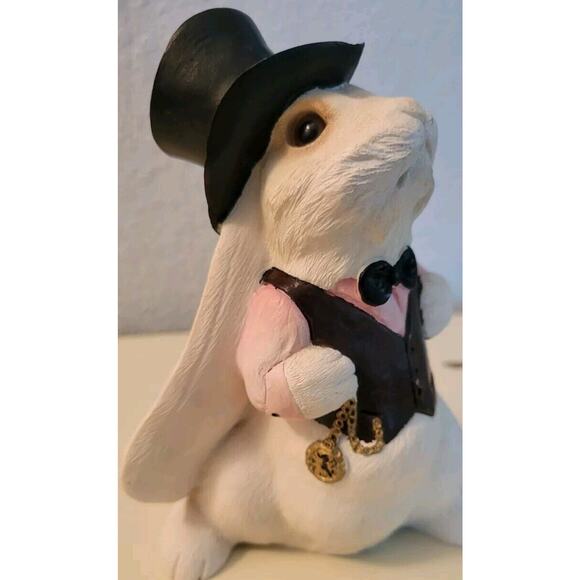 CBC Rabbit Figurine from Alice in Wonderland Hand Painted - Picture 6 of 11